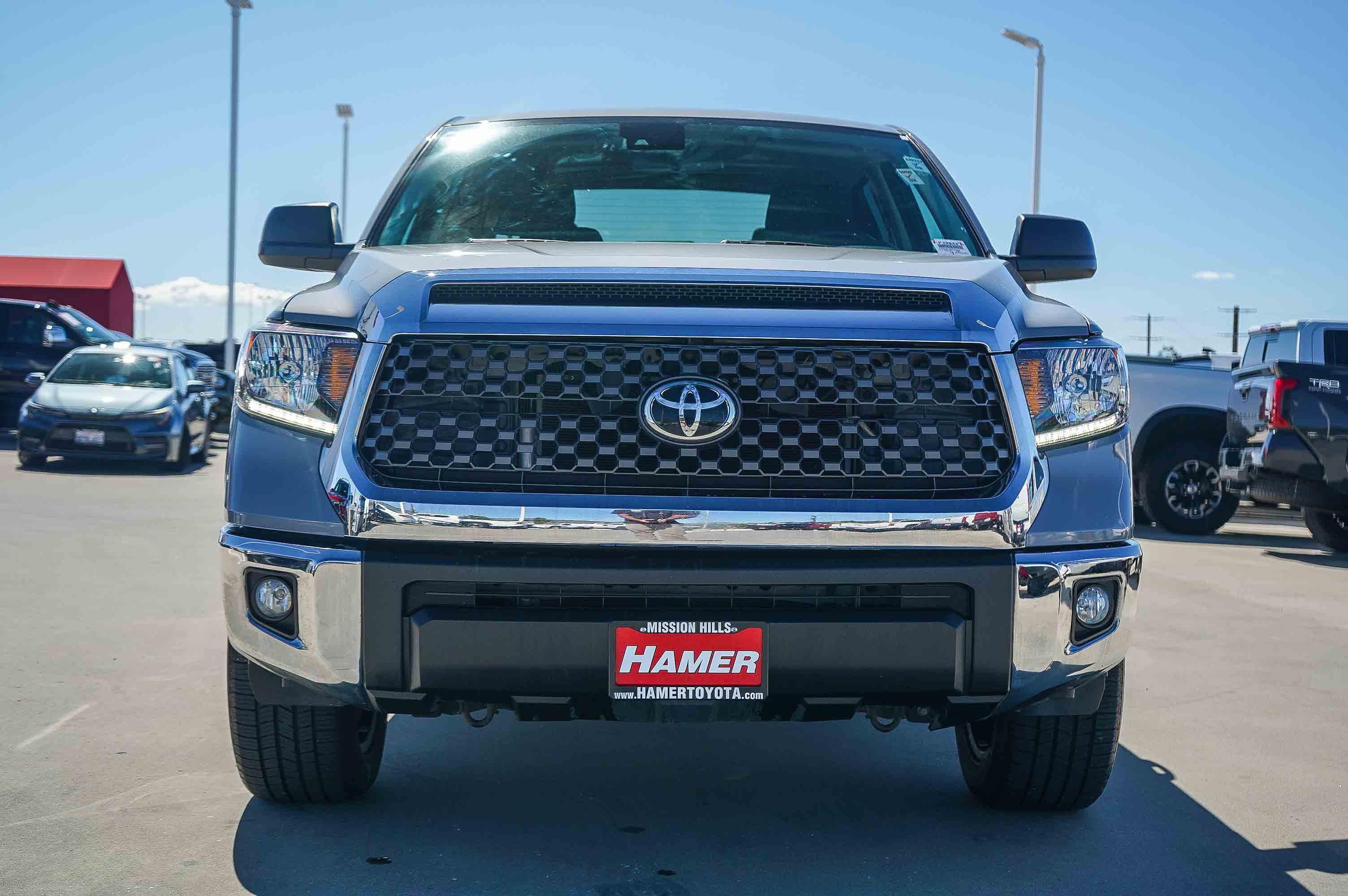 Used 2021 Toyota Tundra SR5 w/ SR5 Upgrade Package image 2