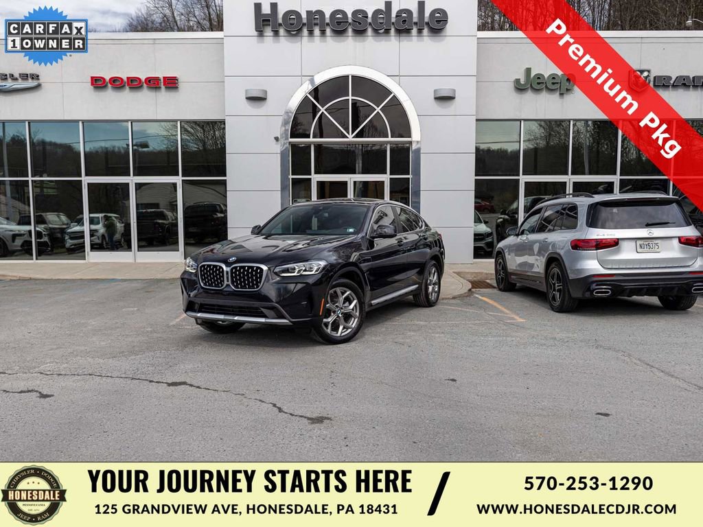 Used 2023 BMW X4 xDrive30i w/ Premium Package AWD/4WD image 1