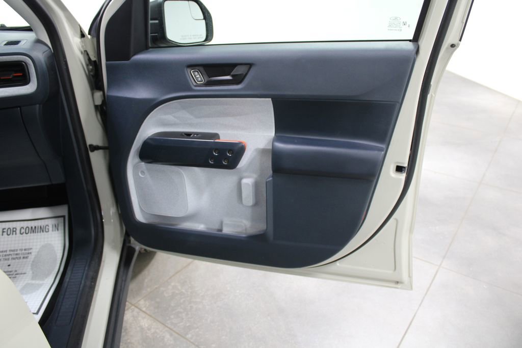 Used 2024 Ford Maverick XLT image 32