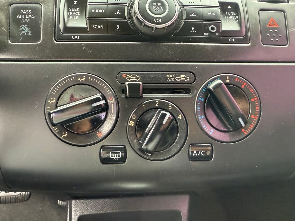 Used 2009 Nissan Versa 1.8 S image 10