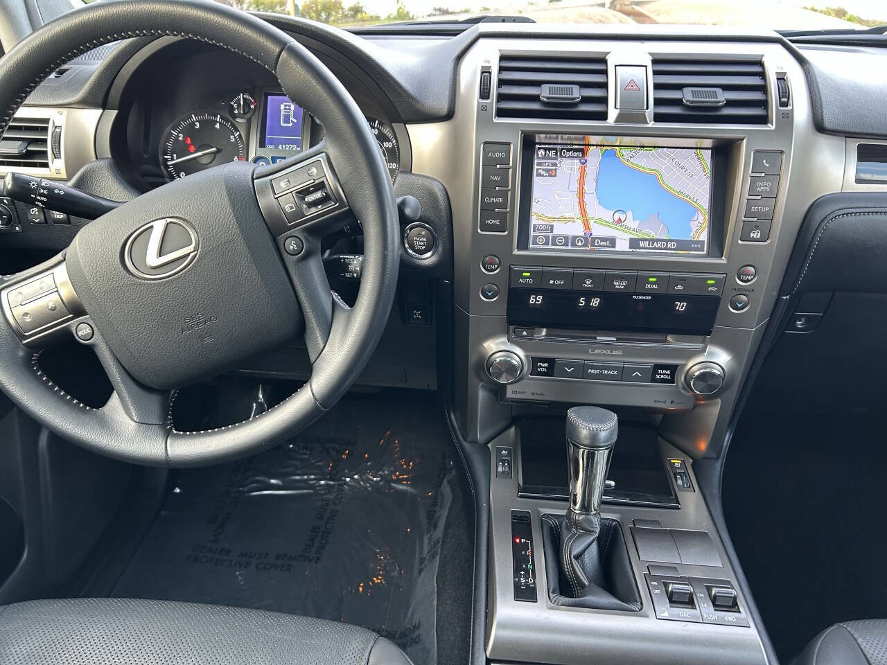 Used 2018 Lexus GX 460 image 39