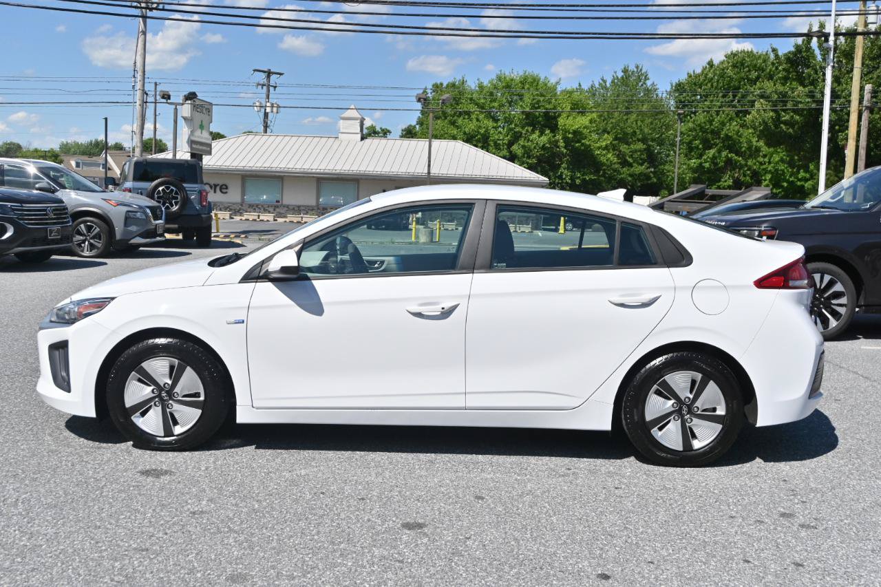 Used 2020 Hyundai Ioniq Blue FWD image 8