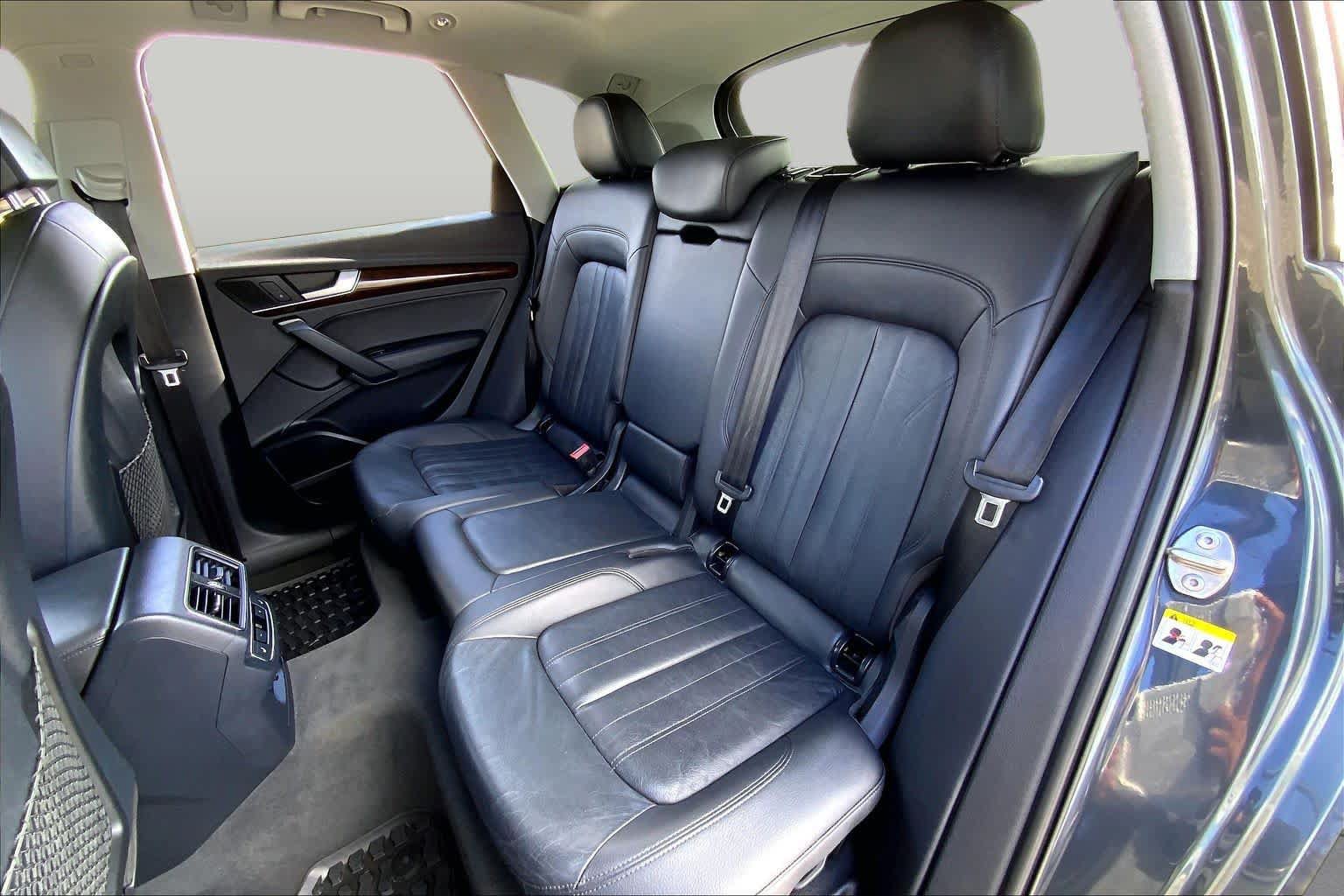 Used 2018 Audi Q5 2.0T Premium Plus w/ Premium Plus Package AWD/4WD image 20