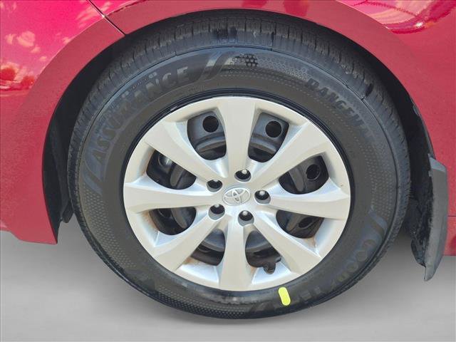 Used 2025 Toyota Corolla LE FWD image 10