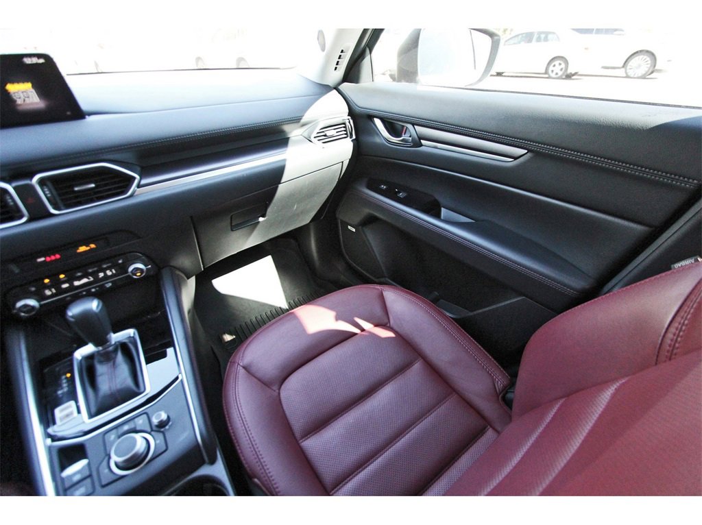 Certified 2021 MAZDA CX-5 Carbon Edition image 9