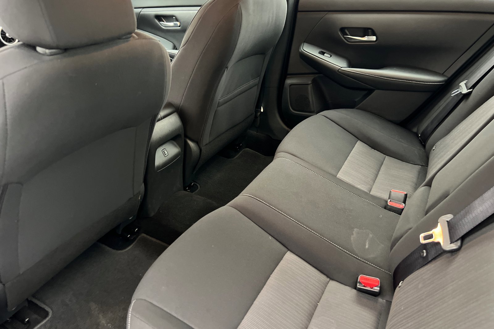 Used 2022 Nissan Sentra SV image 11