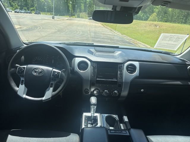 Used 2018 Toyota Tundra SR5 w/ SR5 Upgrade Package image 15