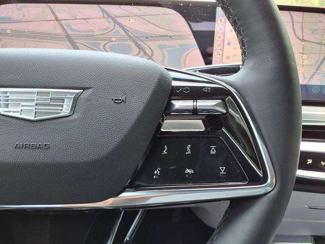 New 2026 Cadillac Lyriq Luxury RWD image 17