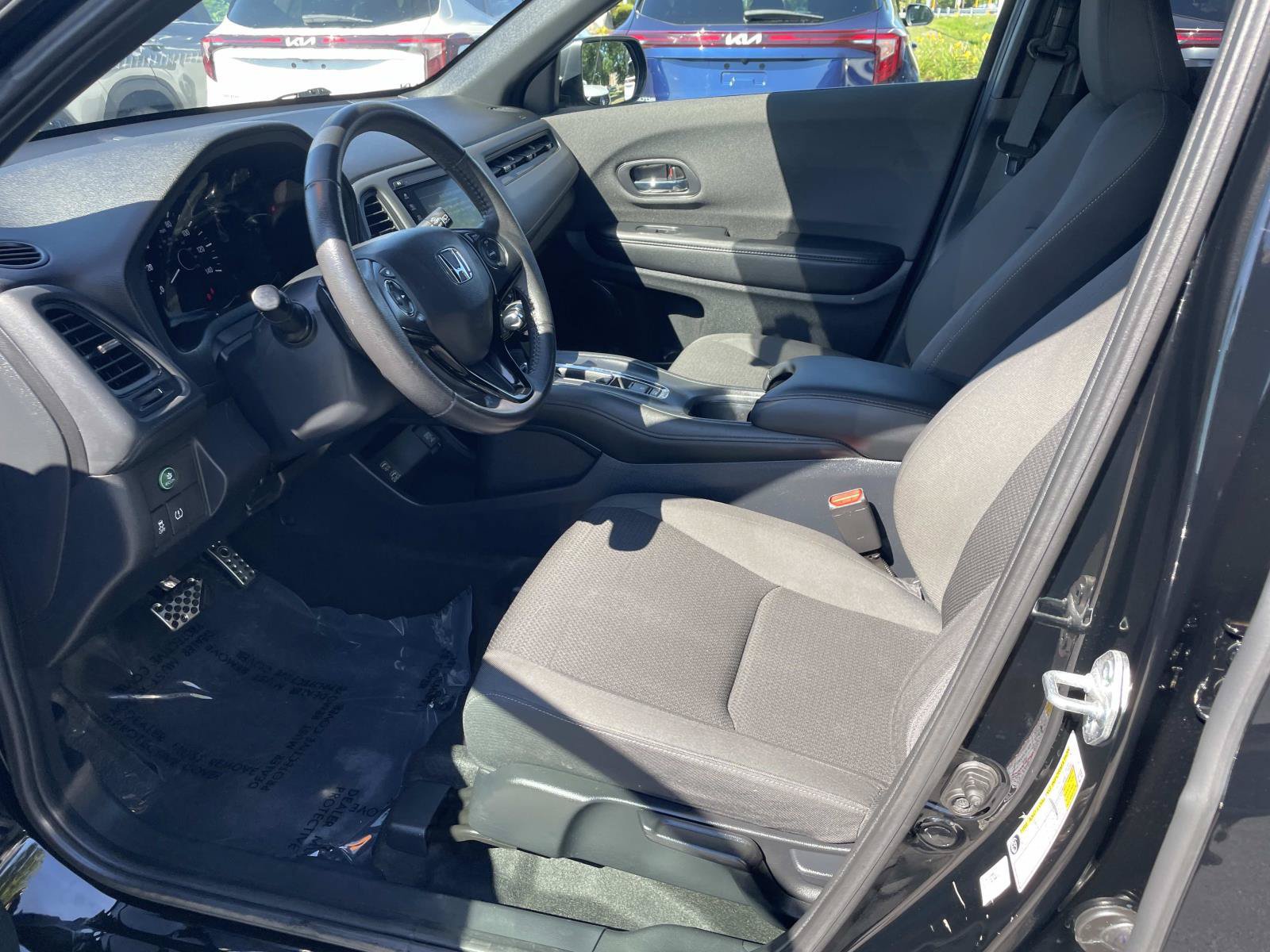 Used 2022 Honda HR-V Sport image 18