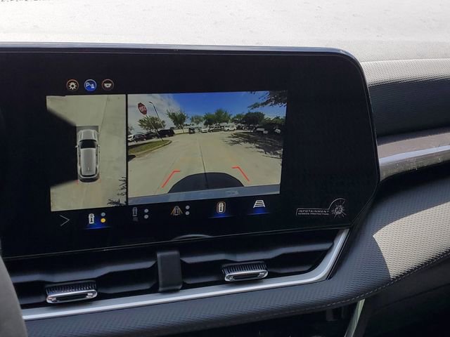 New 2026 Chevrolet Equinox LT w/ Safety and Technology Package image 13