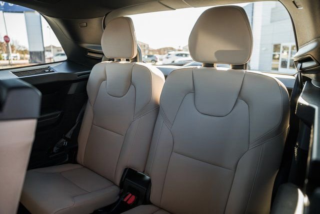 New 2026 Volvo XC90 B6 Plus image 34