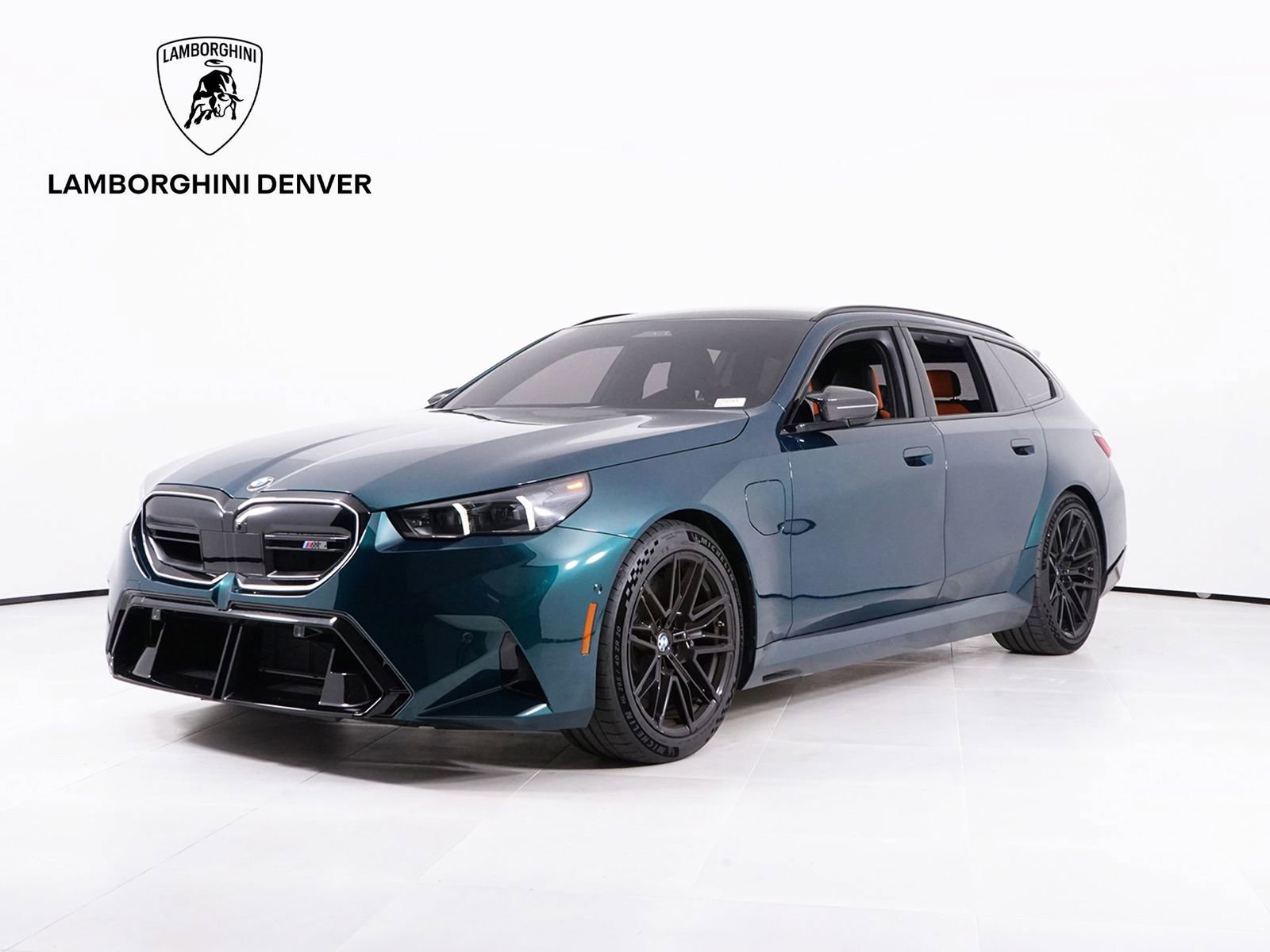 Used 2026 BMW M5 Touring image 1