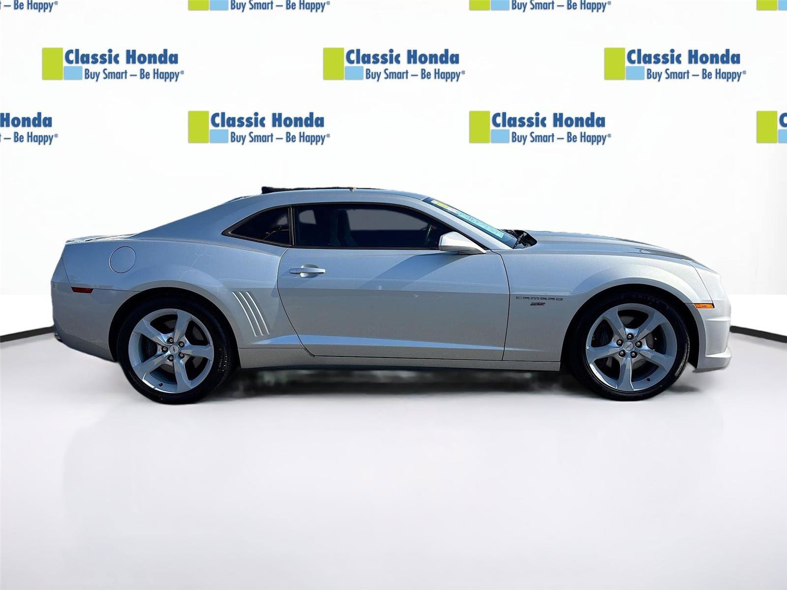 Used 2013 Chevrolet Camaro SS image 9