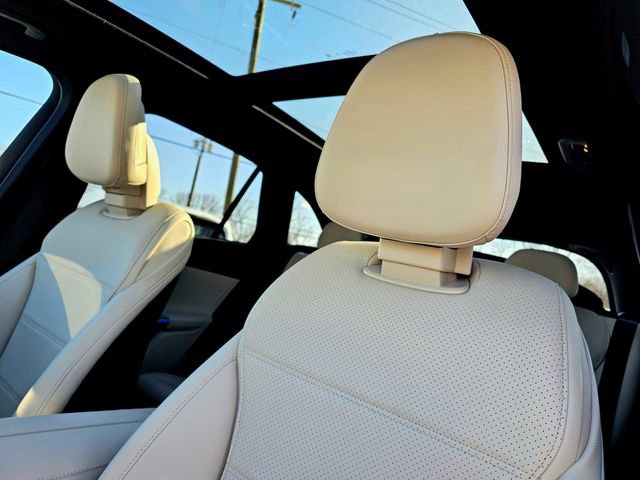 New 2026 Mercedes-Benz GLC 300 4MATIC image 19