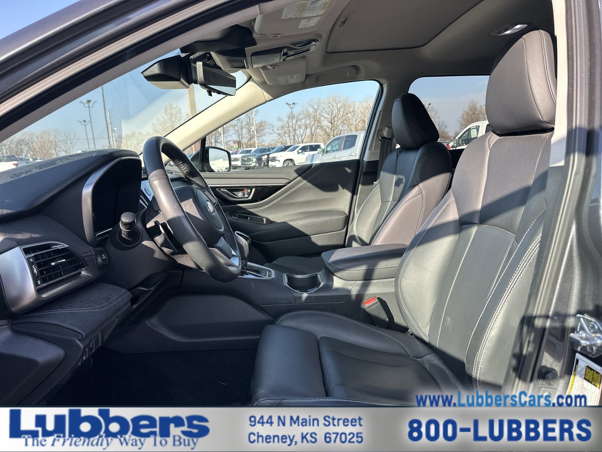 Used 2025 Subaru Outback Touring XT AWD/4WD image 11