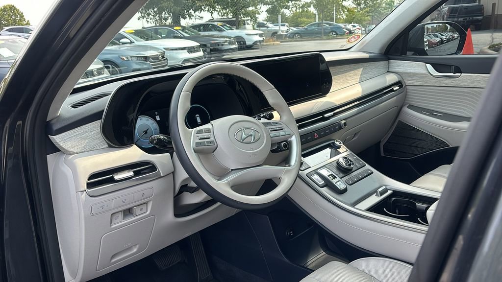 Used 2024 Hyundai Palisade Calligraphy image 26