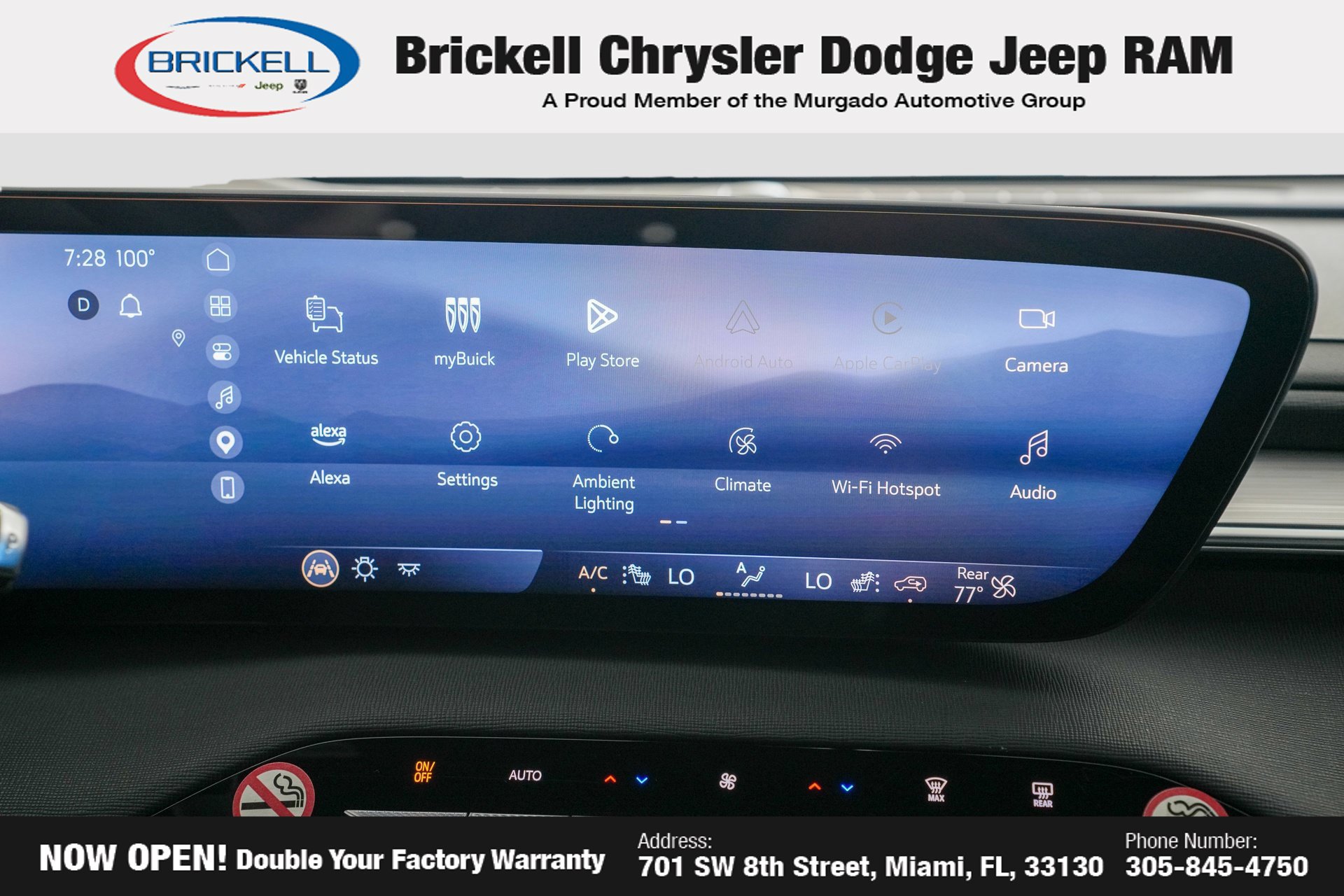 Used 2025 Buick Enclave Preferred FWD image 27