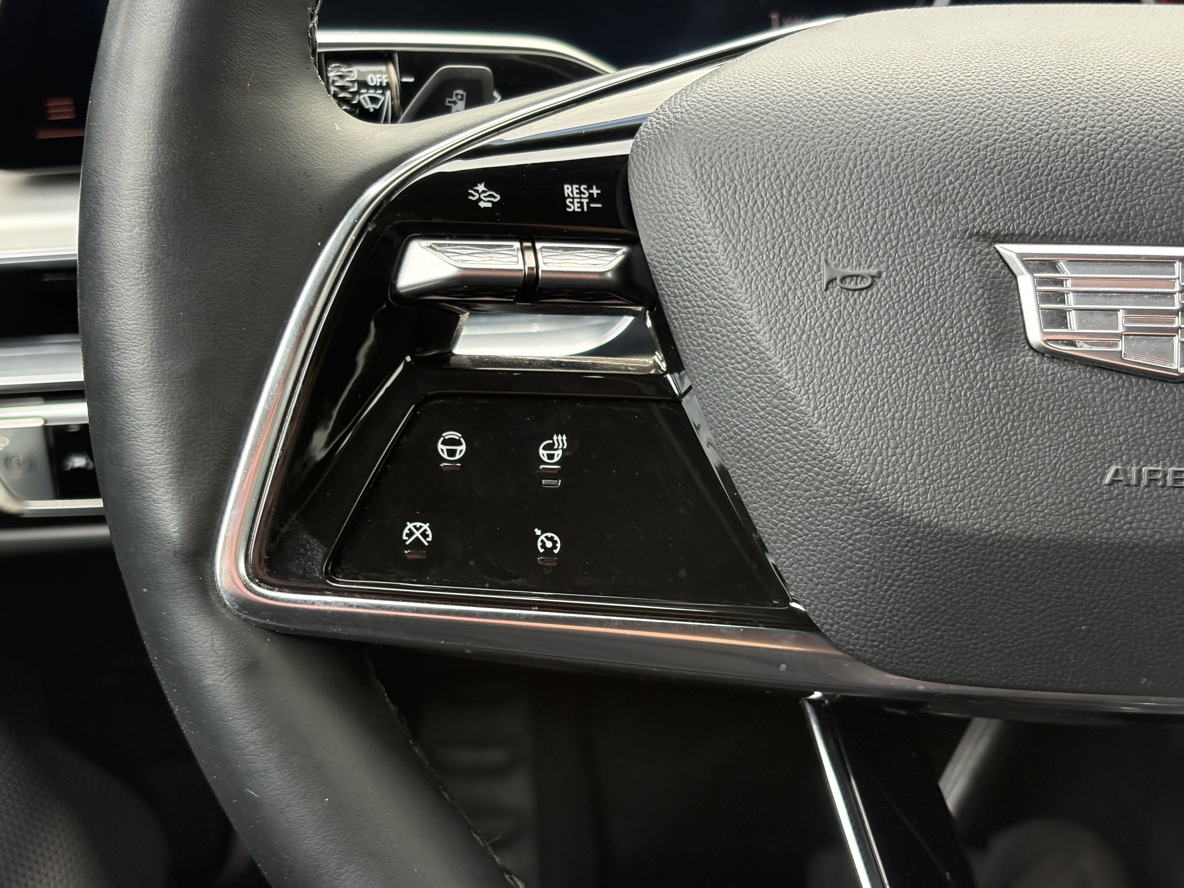 Certified 2024 Cadillac Lyriq Sport AWD/4WD image 18