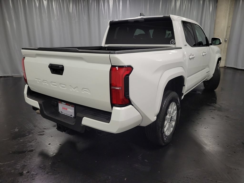 Used 2025 Toyota Tacoma SR5 RWD image 8