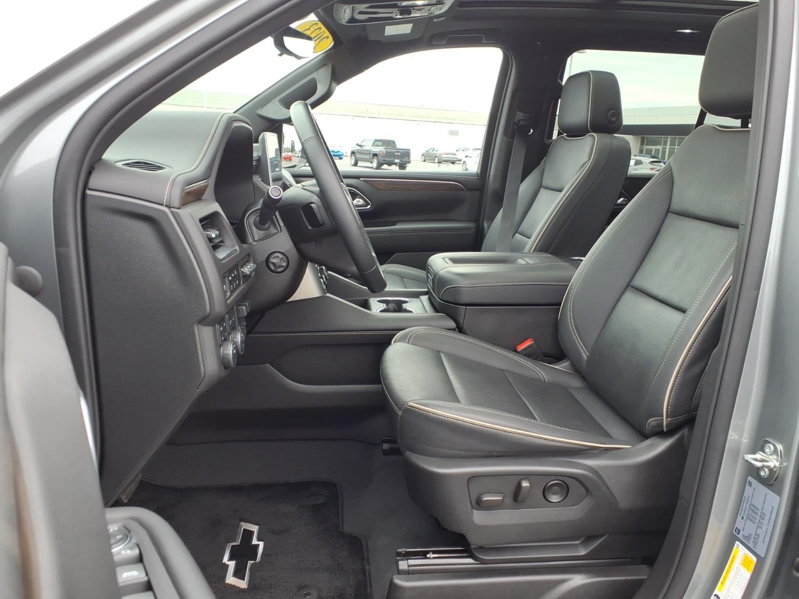 Certified 2023 Chevrolet Tahoe Premier w/ Premium Package AWD/4WD image 17