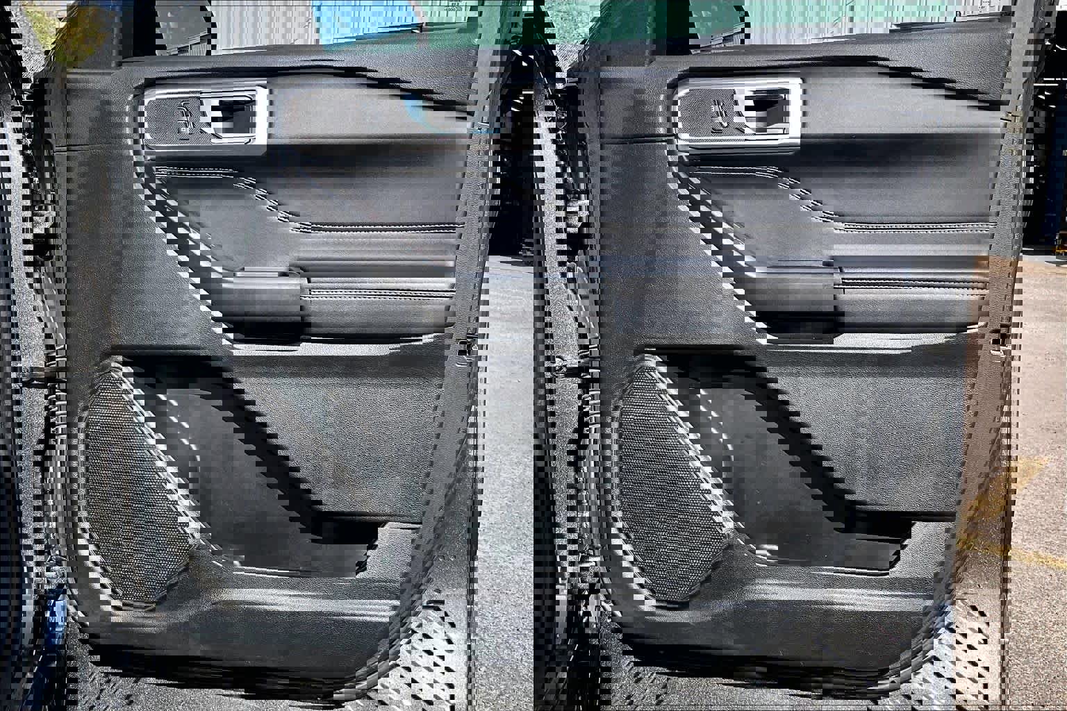 Used 2020 Ford Explorer XLT w/ Equipment Group 202A image 23