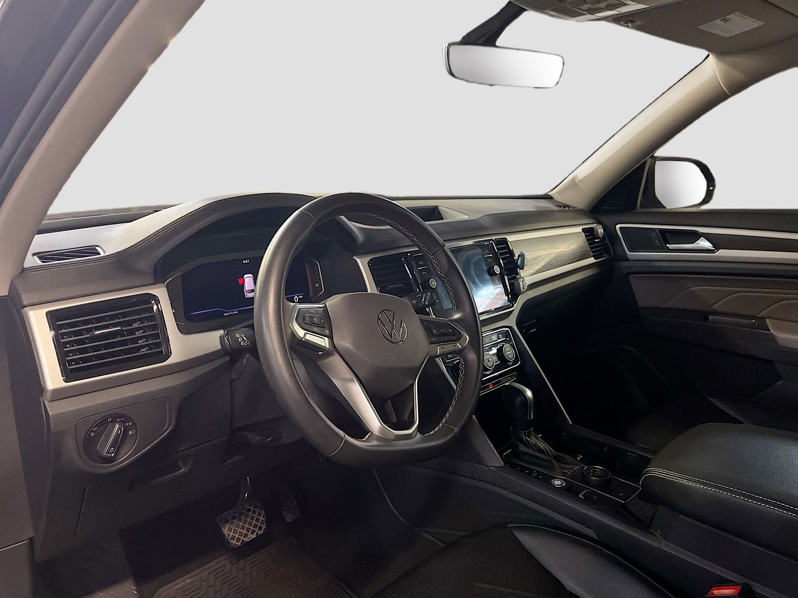 Used 2022 Volkswagen Atlas SE image 9