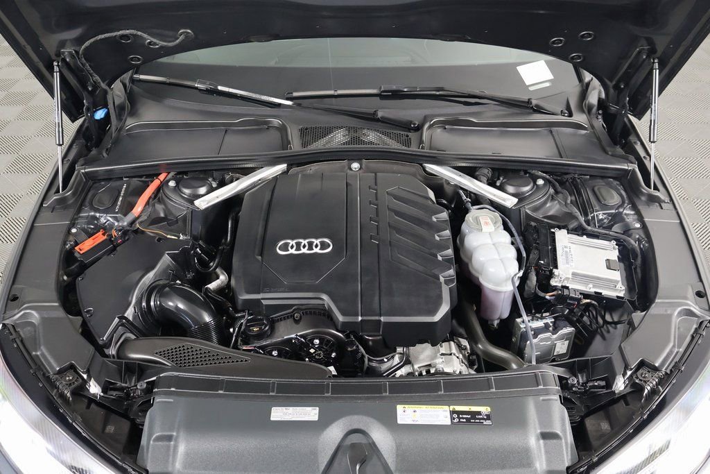Used 2021 Audi A4 2.0T Premium w/ Convenience Package AWD/4WD image 15