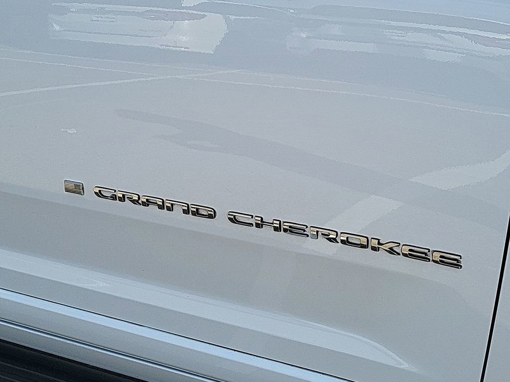 Used 2023 Jeep Grand Cherokee Overland image 33