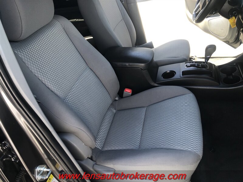 Used 2015 Toyota Tacoma PreRunner w/ Convenience Package RWD image 22