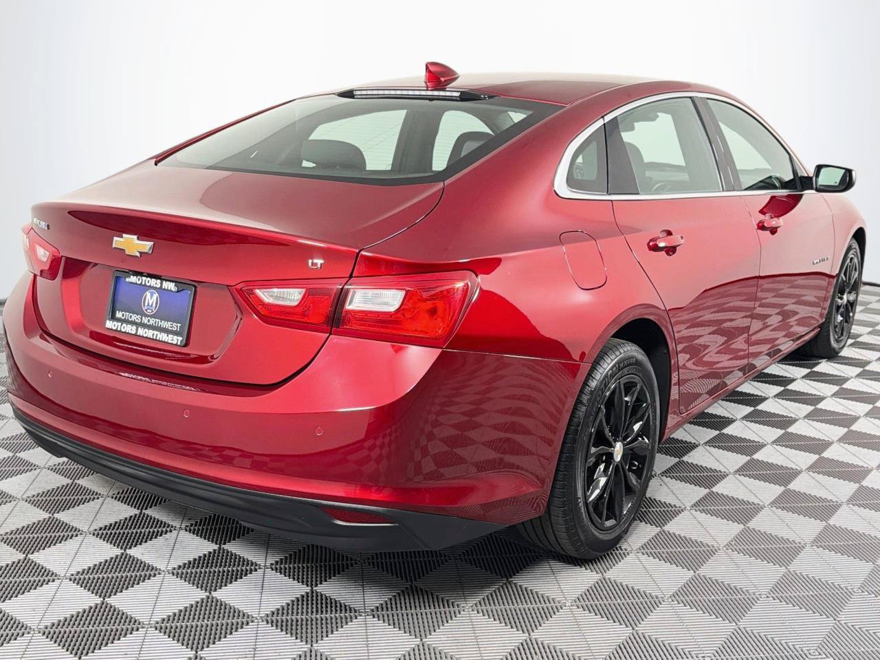 Used 2024 Chevrolet Malibu LT FWD image 24