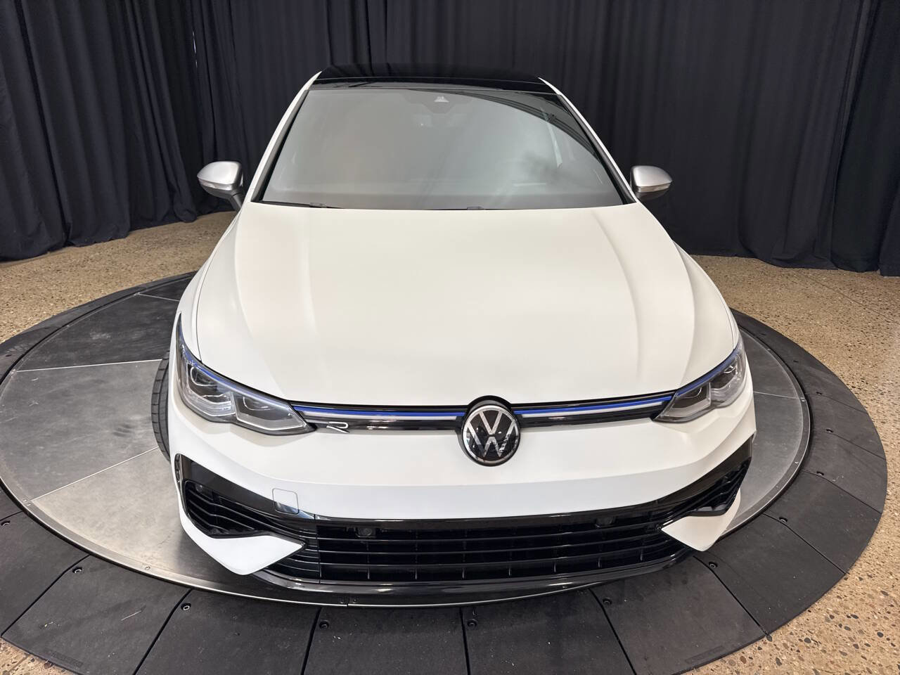 Used 2024 Volkswagen Golf R image 14