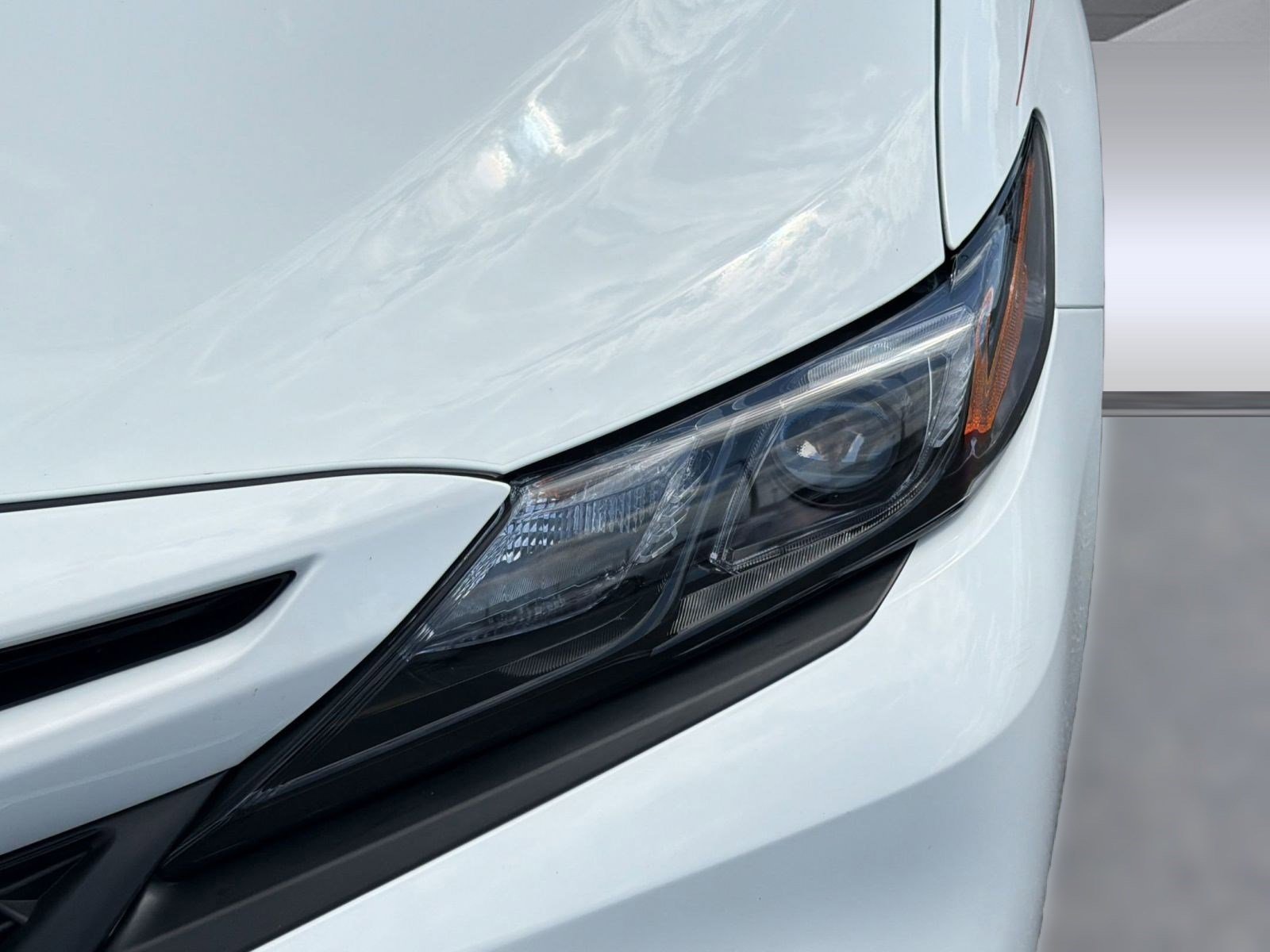 Certified 2021 Toyota Camry SE image 11