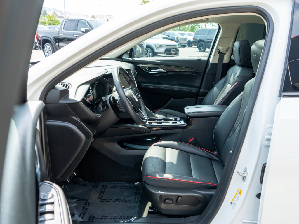 Certified 2023 Buick Envision Essence w/ Technology Package I AWD/4WD image 12