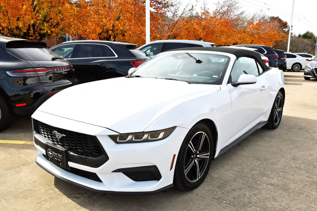 Used 2025 Ford Mustang Premium image 35