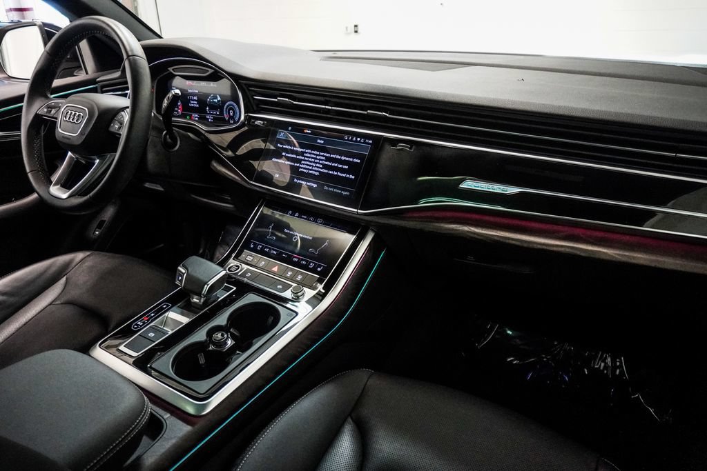 Used 2021 Audi Q8 Premium Plus w/ Premium Plus Package AWD/4WD image 14
