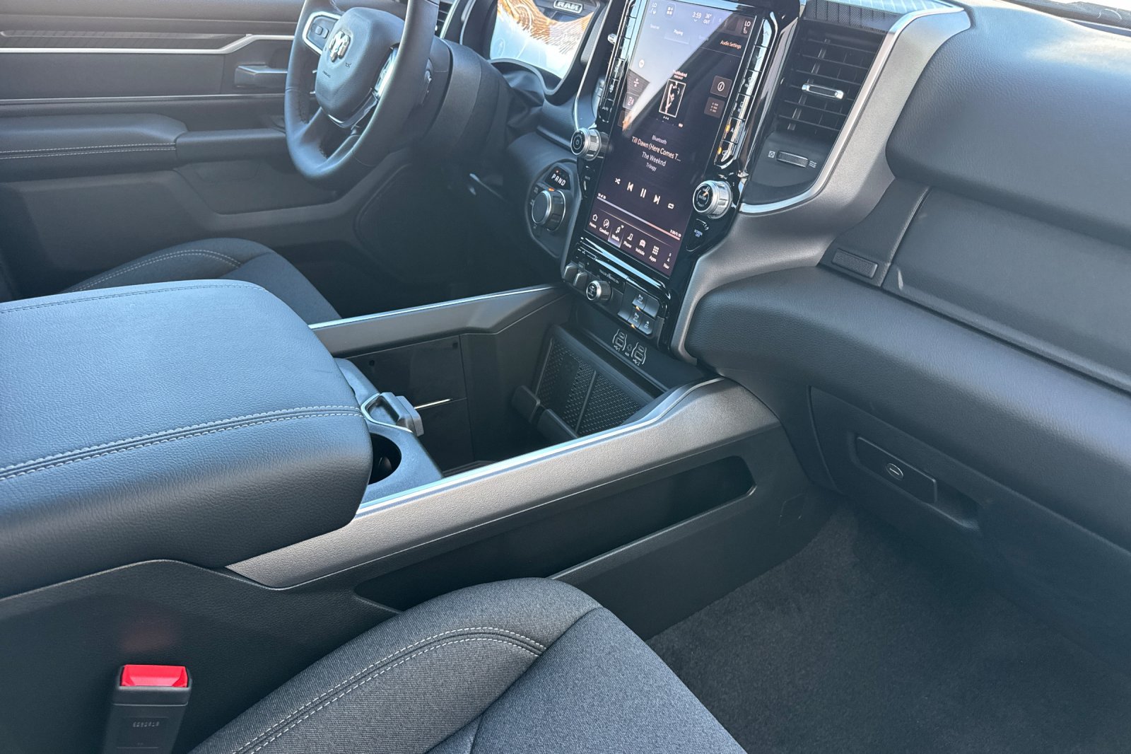 New 2027 RAM 1500 4x4 Crew Cab image 14