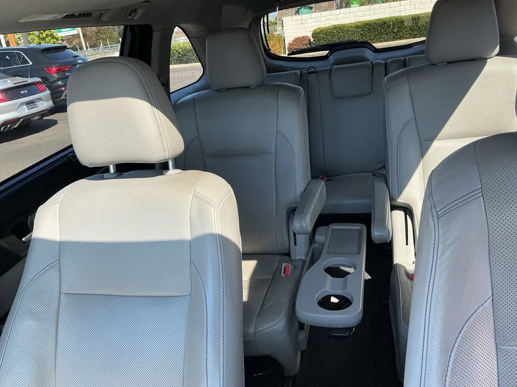 Used 2016 Toyota Highlander Limited AWD/4WD image 8