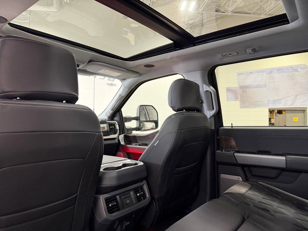 New 2026 Ford F250 Lariat w/ Black Appearance Package image 27