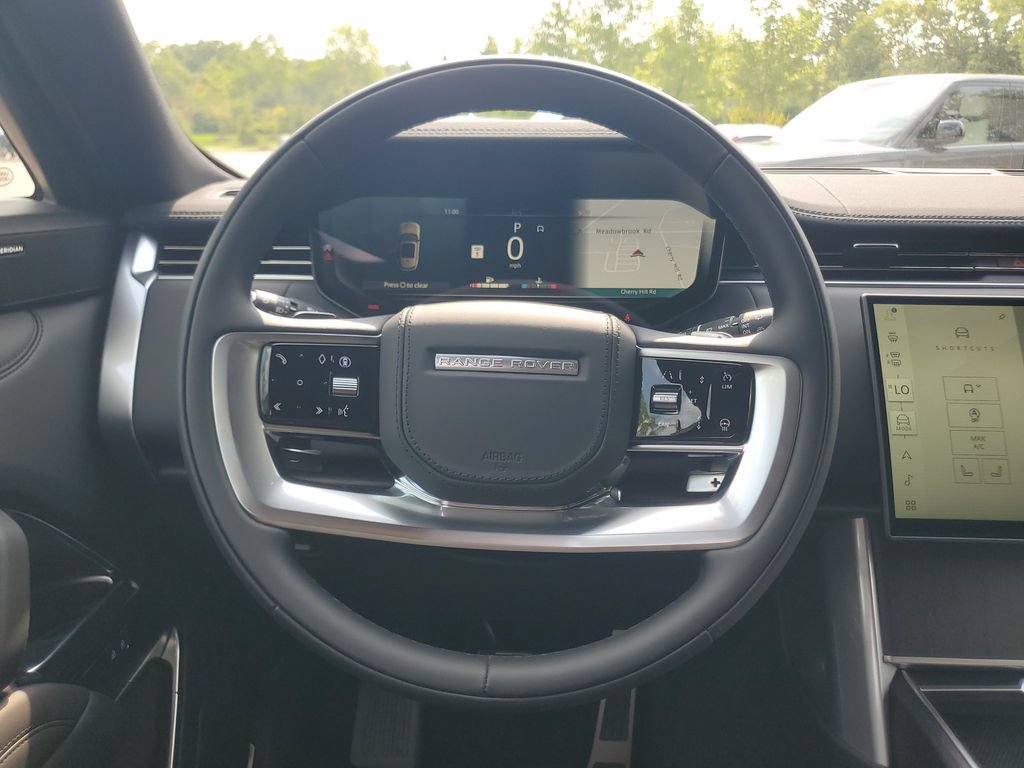 New 2026 Land Rover Range Rover Long Wheelbase SE AWD/4WD image 27
