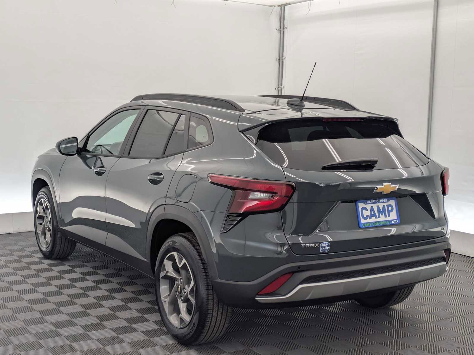 New 2026 Chevrolet Trax LT w/ Driver Confidence Package FWD image 4