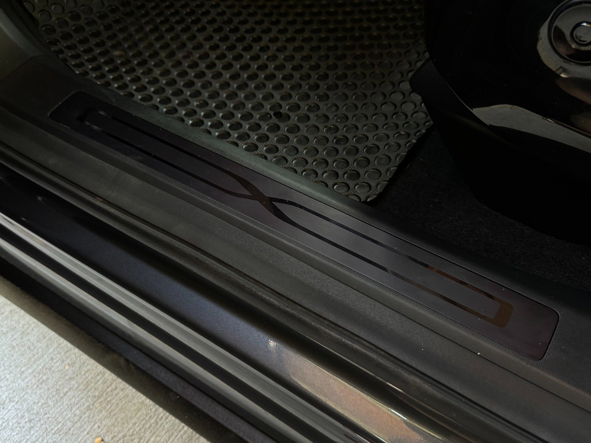 Used 2016 Tesla Model X Performance image 80