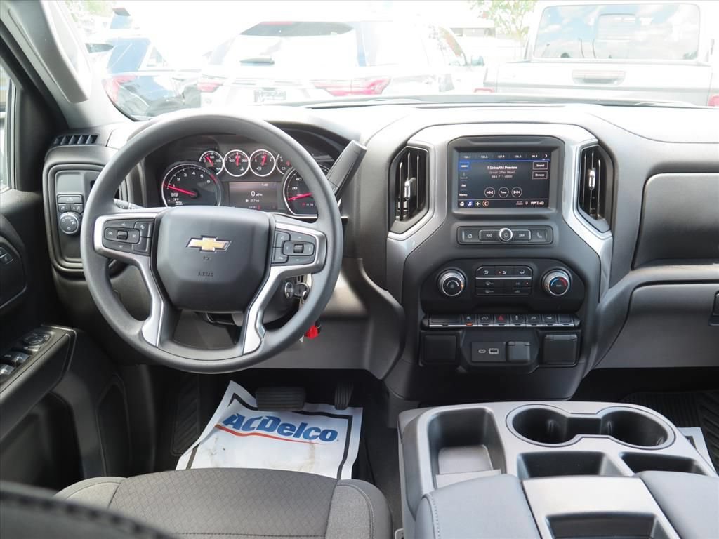 Used 2022 Chevrolet Silverado 1500 Custom w/ Safety Confidence Package RWD image 15