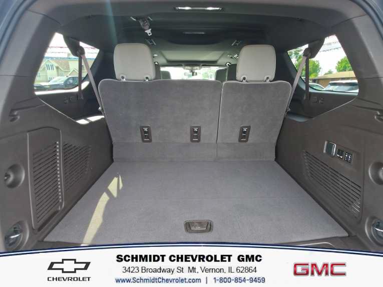 Used 2022 GMC Yukon XL SLT w/ SLT Premium Package AWD/4WD image 9