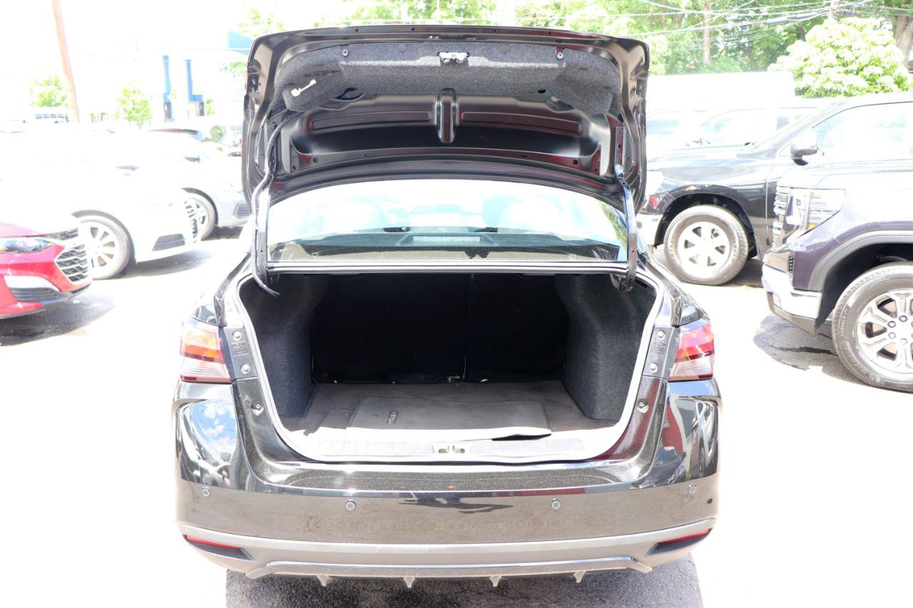 Used 2025 Nissan Versa SV FWD image 42
