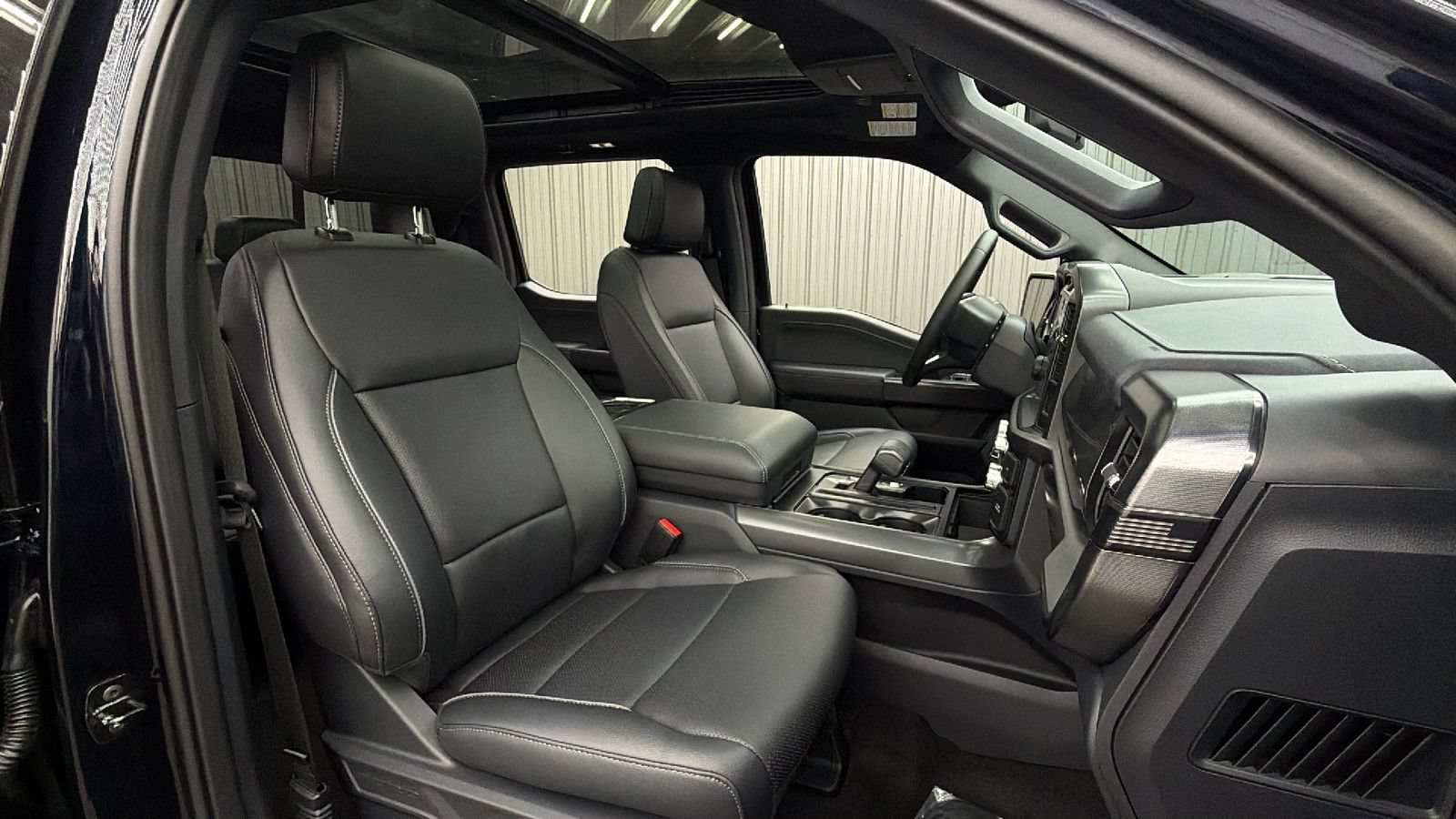 Used 2026 Ford F150 Lariat AWD/4WD image 36