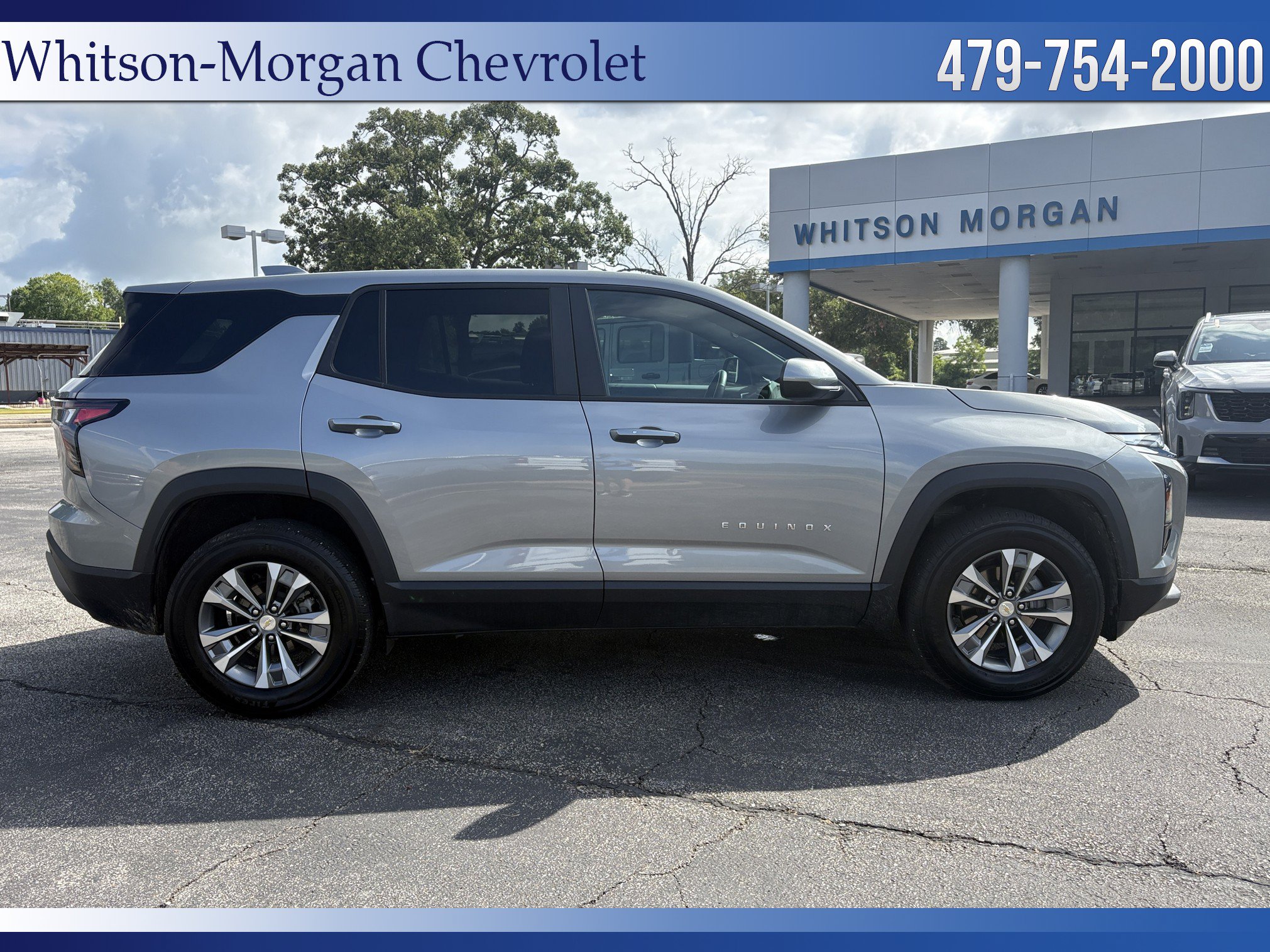 Used 2025 Chevrolet Equinox LT FWD image 4
