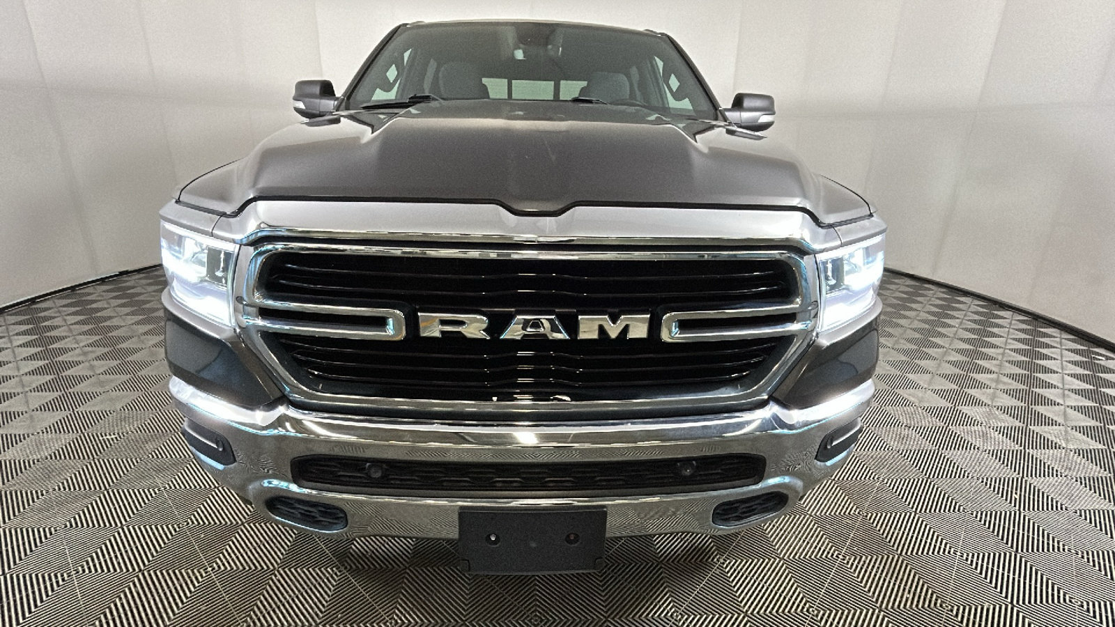 Used 2019 RAM 1500 Big Horn AWD/4WD image 9