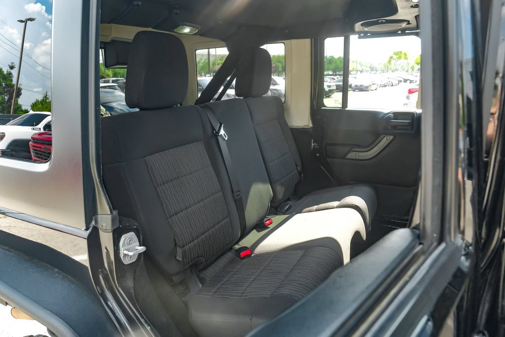 Used 2011 Jeep Wrangler Unlimited Sport AWD/4WD image 31