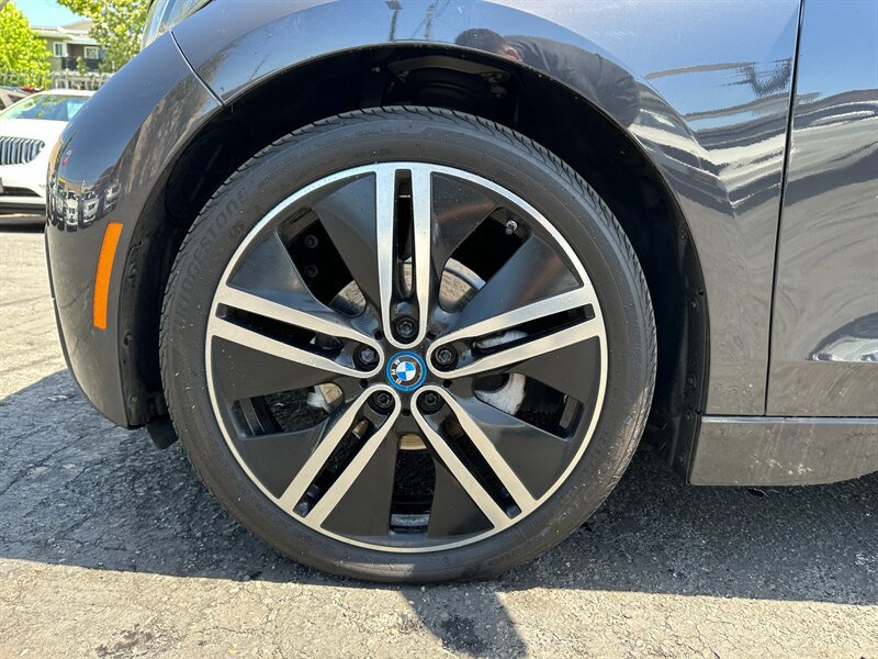 Used 2014 BMW i3 RWD image 9