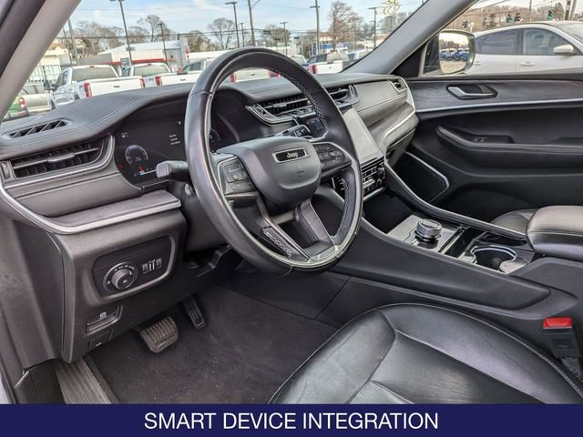 Used 2022 Jeep Grand Cherokee L Limited AWD/4WD image 9